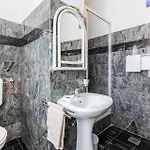 Apartment Lovely In With Kitchen Pula