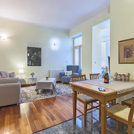 Lovely In With Kitchen Apartment